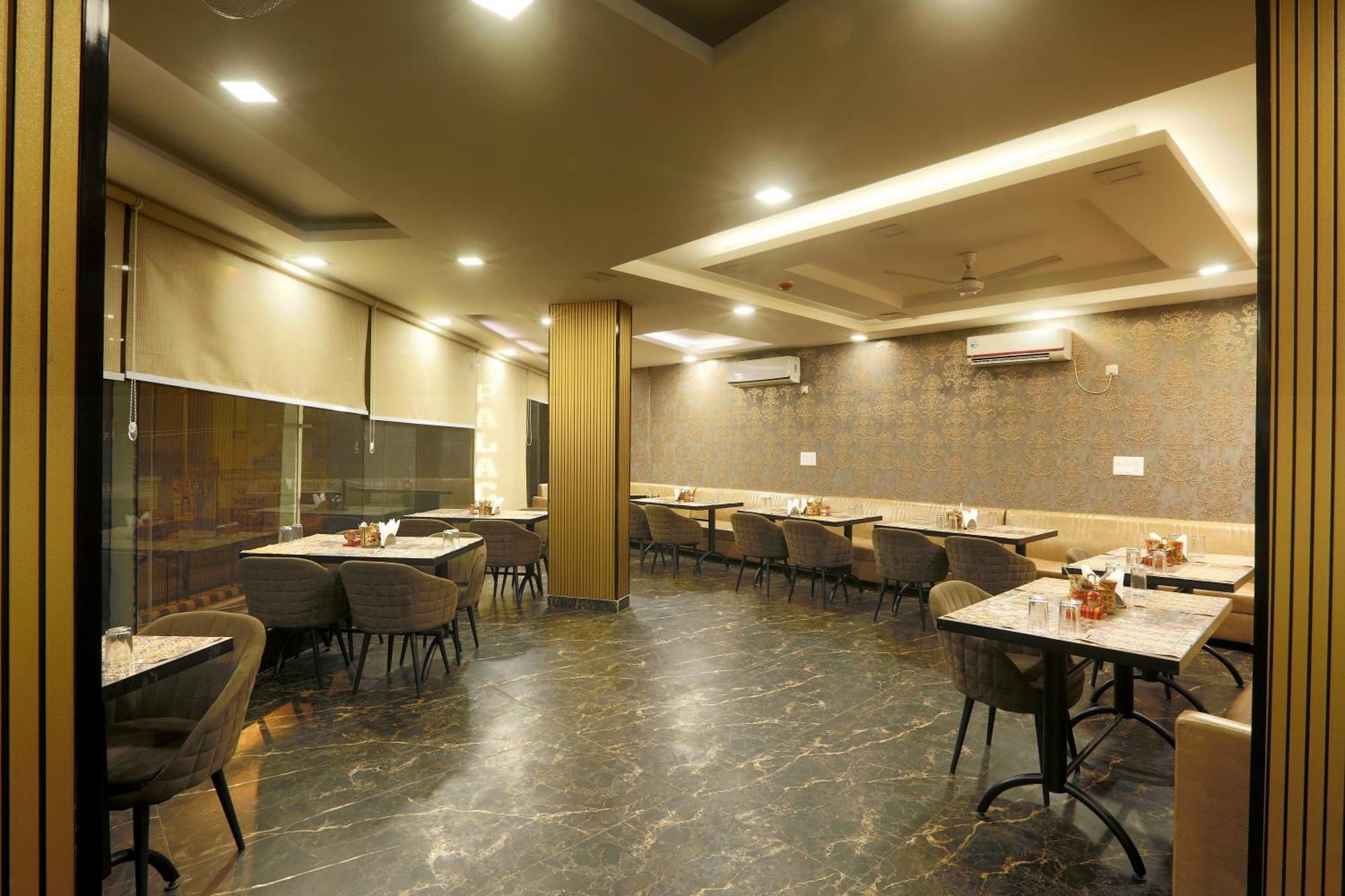 Hotel Prithvi-Raj Near Delhi Airport Yeni Delhi Dış mekan fotoğraf