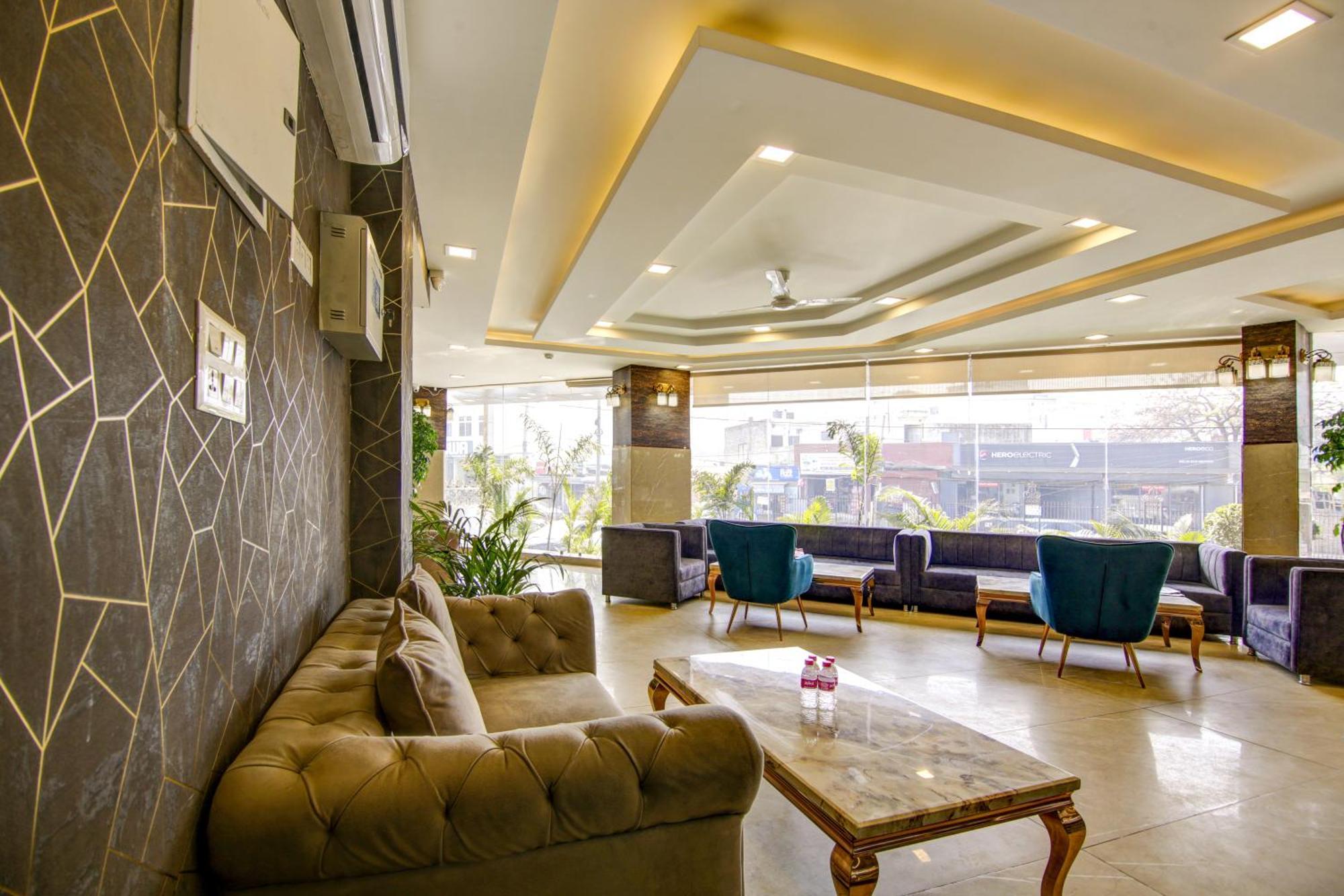 Hotel Prithvi-Raj Near Delhi Airport Yeni Delhi Dış mekan fotoğraf