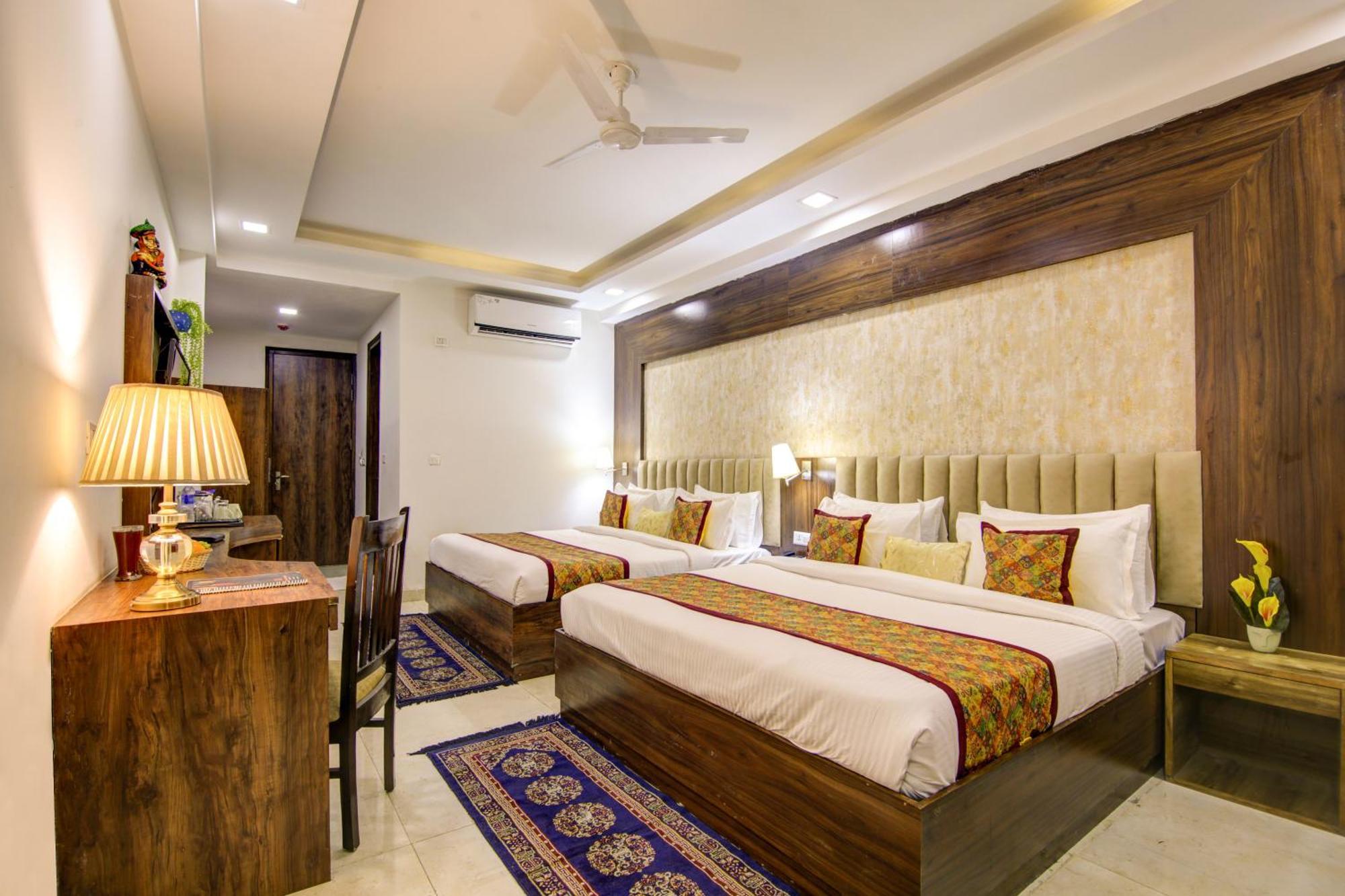 Hotel Prithvi-Raj Near Delhi Airport Yeni Delhi Dış mekan fotoğraf