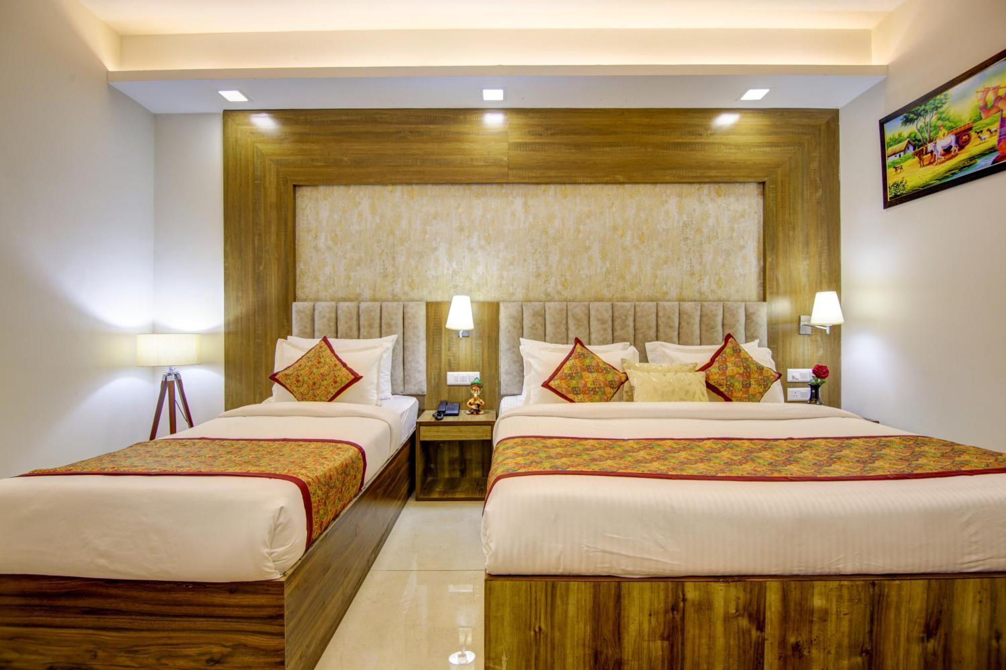 Hotel Prithvi-Raj Near Delhi Airport Yeni Delhi Dış mekan fotoğraf