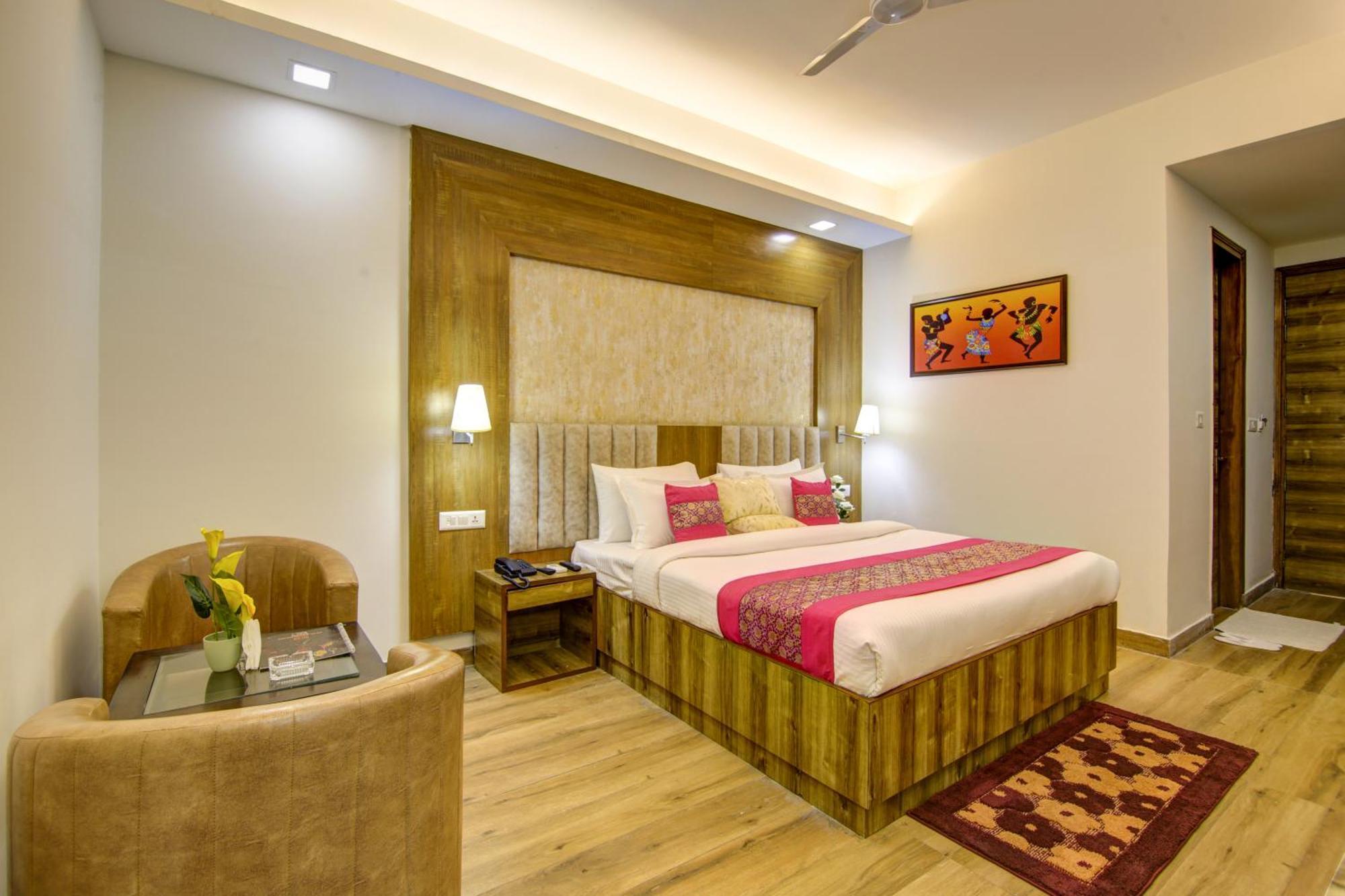 Hotel Prithvi-Raj Near Delhi Airport Yeni Delhi Dış mekan fotoğraf