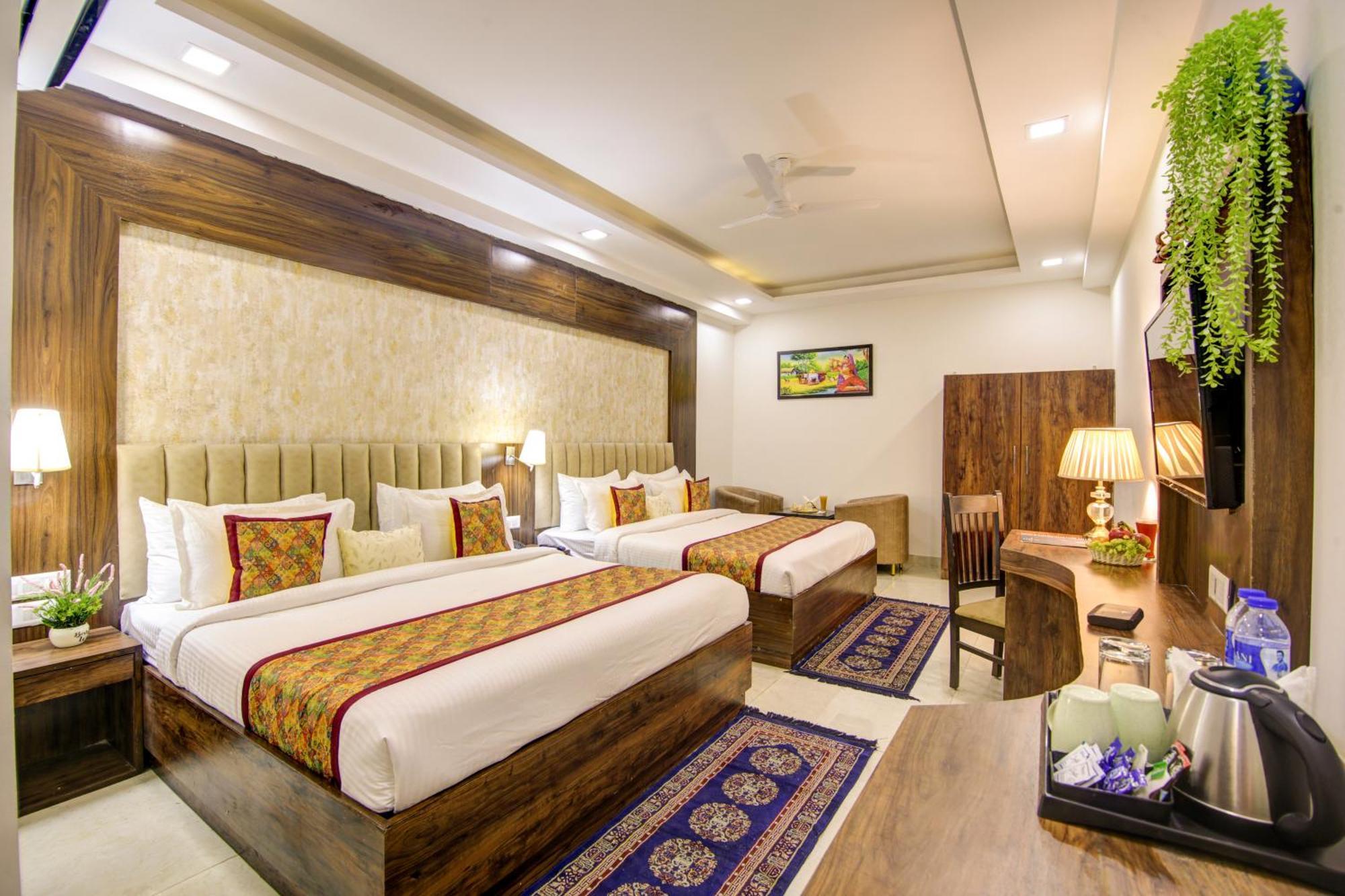 Hotel Prithvi-Raj Near Delhi Airport Yeni Delhi Dış mekan fotoğraf